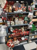 Christmas Décor Shelf Lot