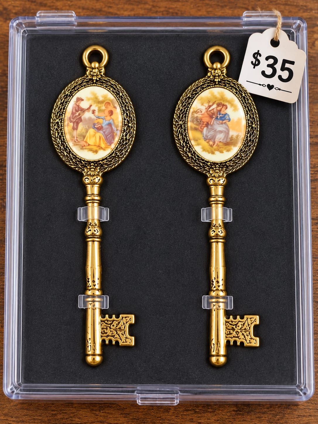 Vintage-Style Gold Filigree Skeleton Key Pendants (Pair)